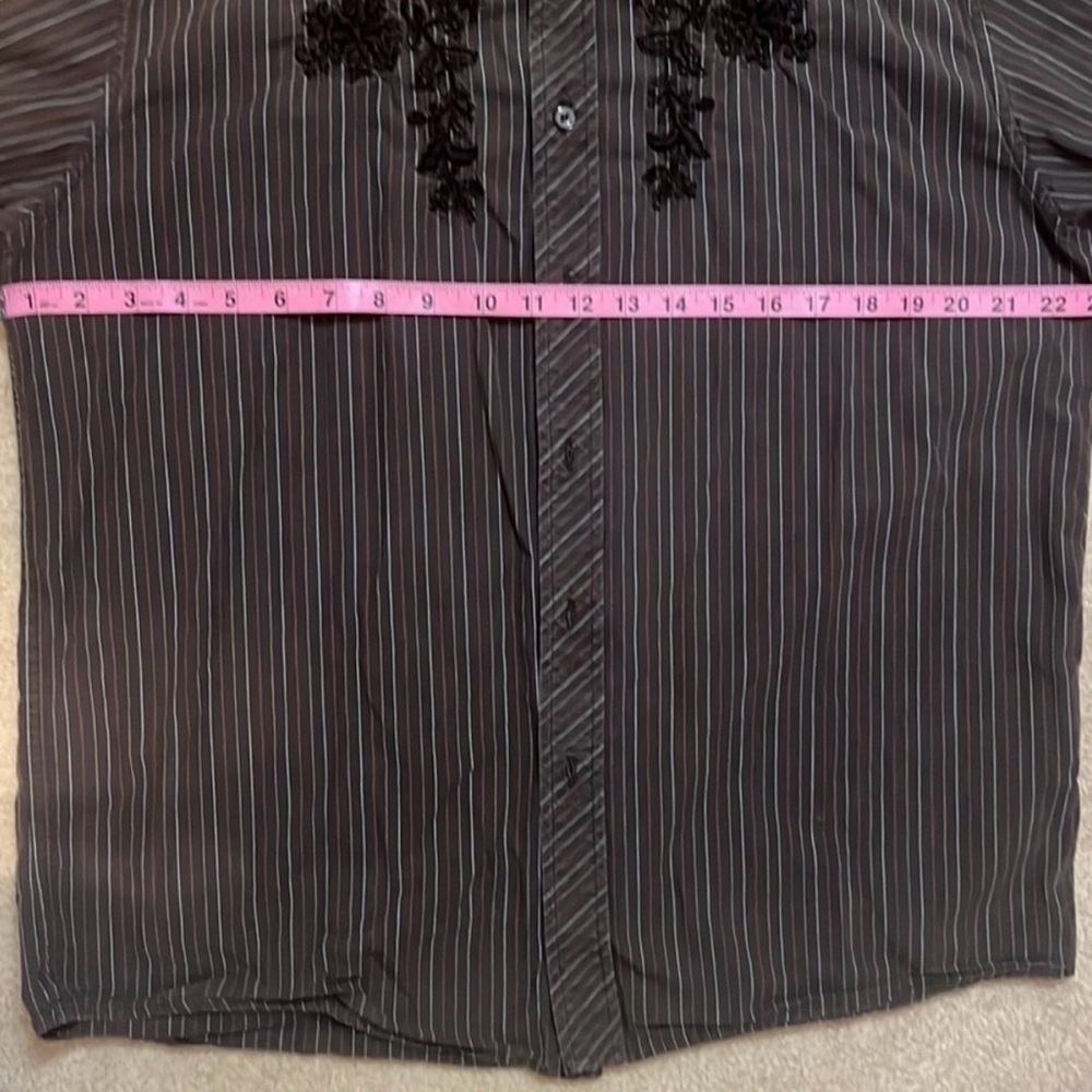 Marc Ecko Cut & Sew Embroidered Brown Button Up Shirt.  Sz - Picture 4 of 10